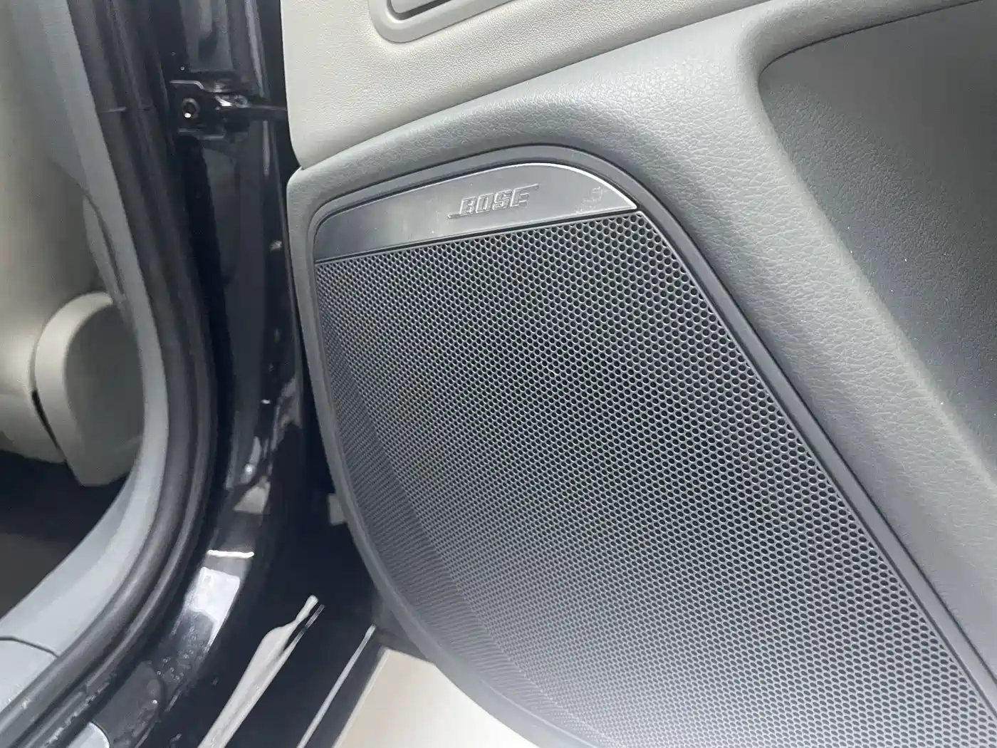 Audi A6L 2014 2014 35 FSI Comfort