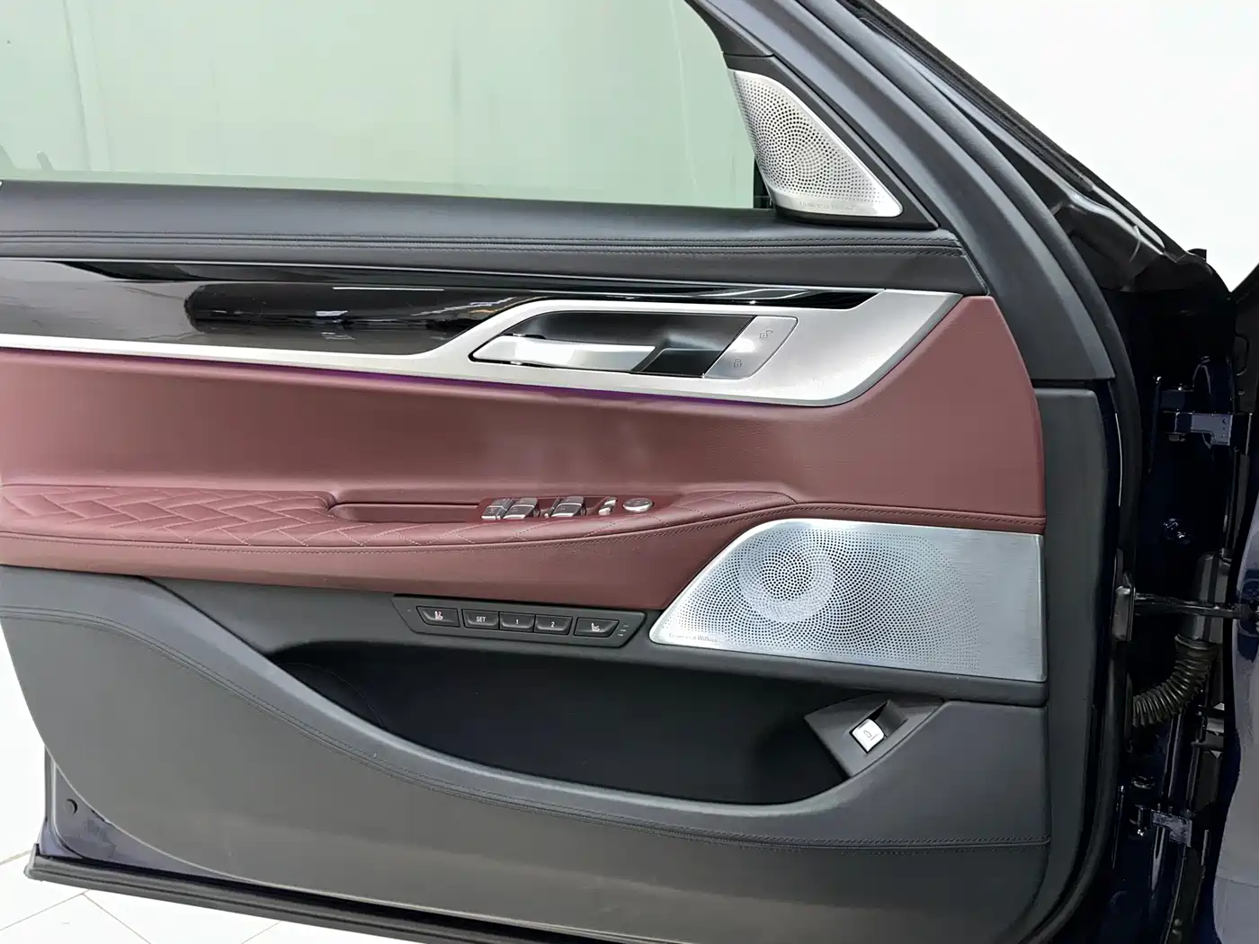 BMW 7 Series 2019 Facelift 750Li xDrive V8 Luxury Package фото 21