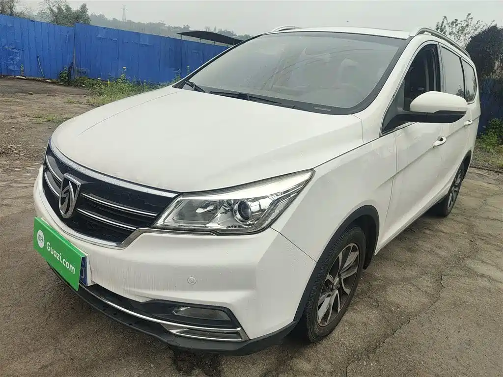 Фото 2 - Baojun 730