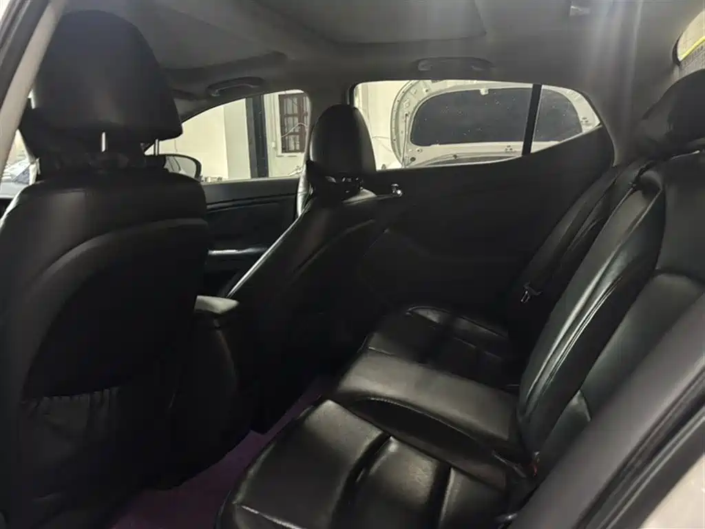 Kia K5 2014 2.0L Automatic LUXURY фото 17