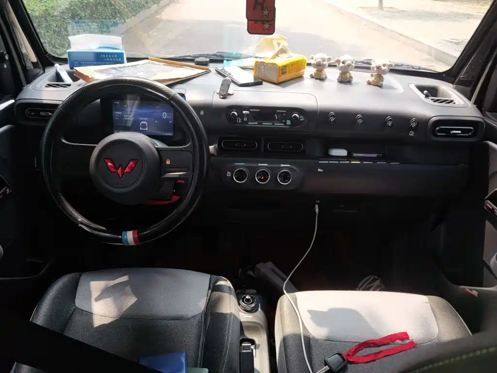 Wuling Motors Wuling Zhiguang NEV 2025 2025 Model 305km Base Version
