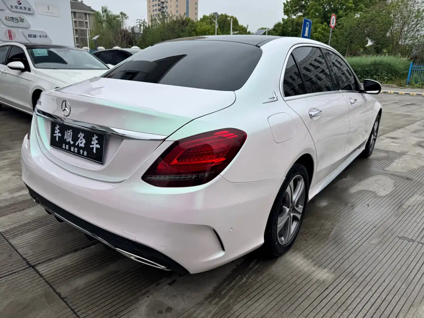 MERCEDES-BENZ C CLASS