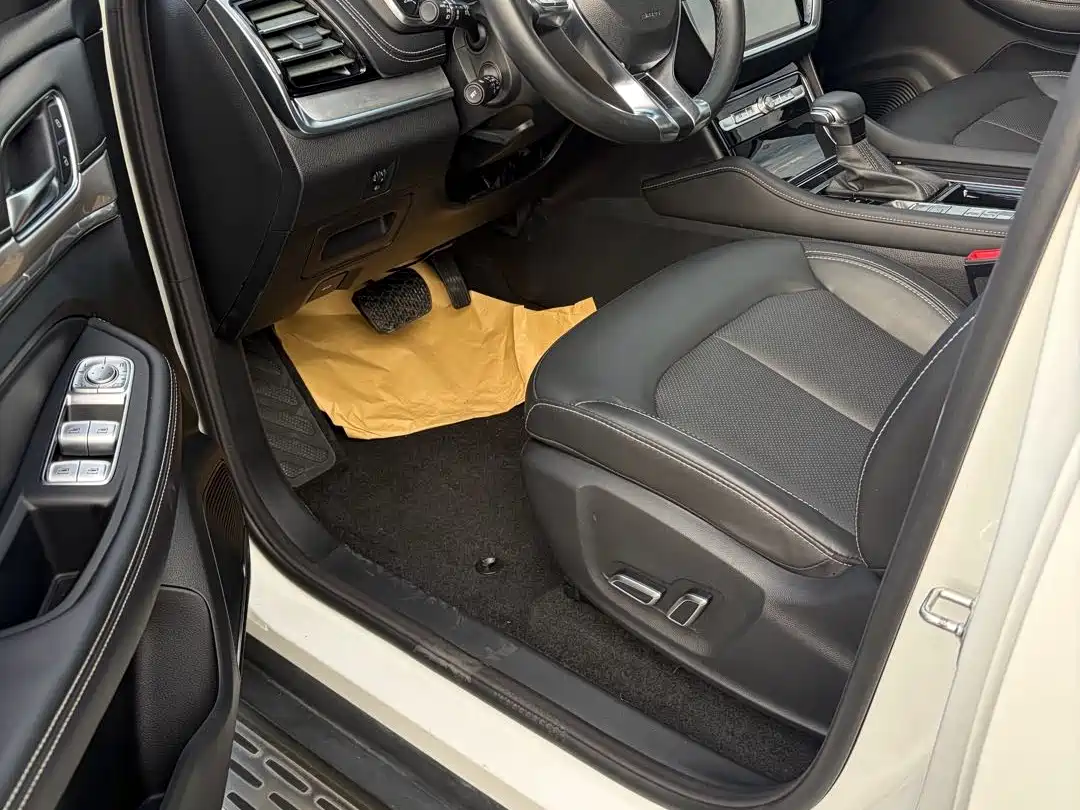 Roewe RX8 2023 2019 30T Intelligent Internet 2WD Flagship Edition
