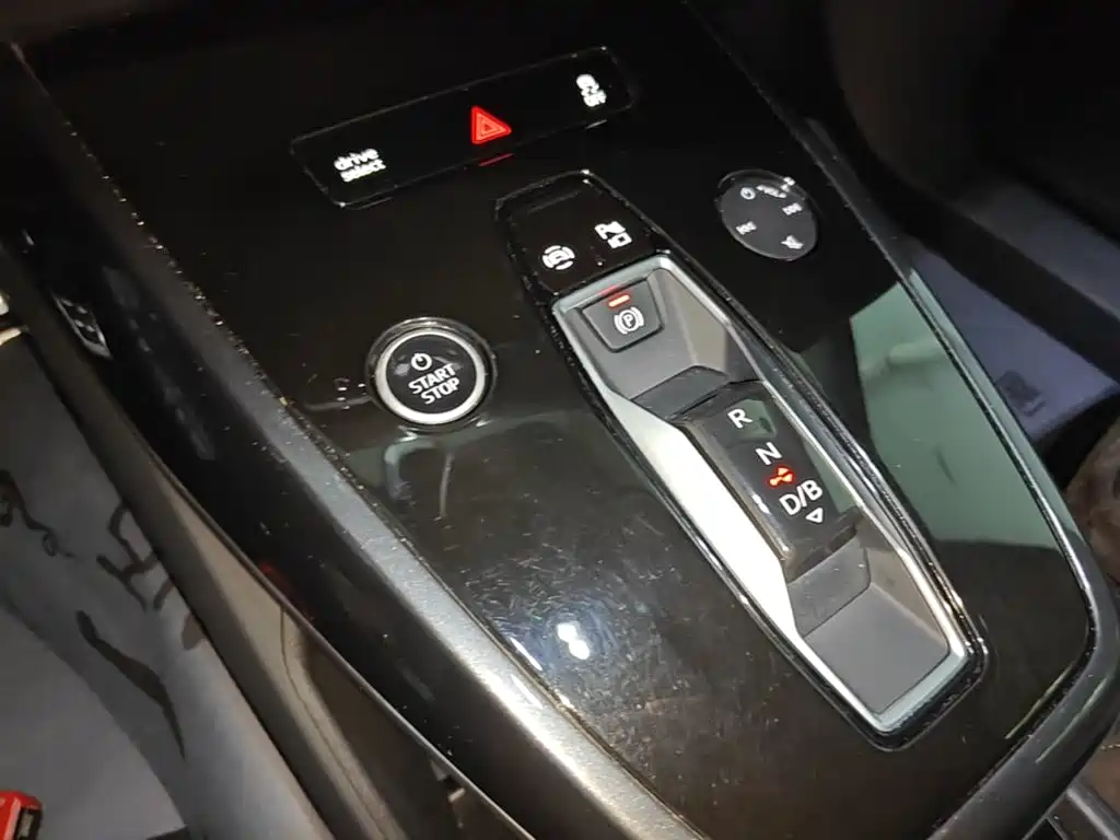 Фото 9 - Audi Q4 e-tron