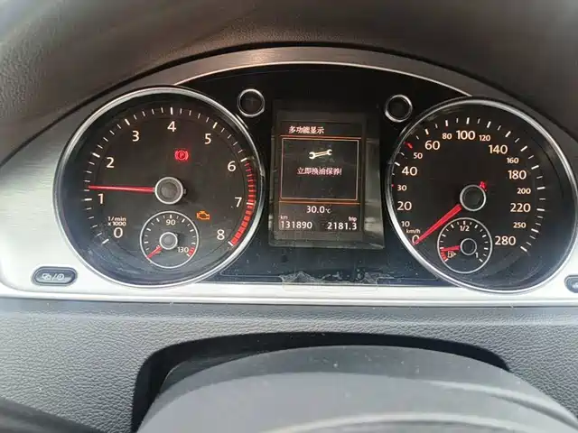 Volkswagen FAW-Volkswagen CC 2016 Model 1.8TSI Luxury — фото 4