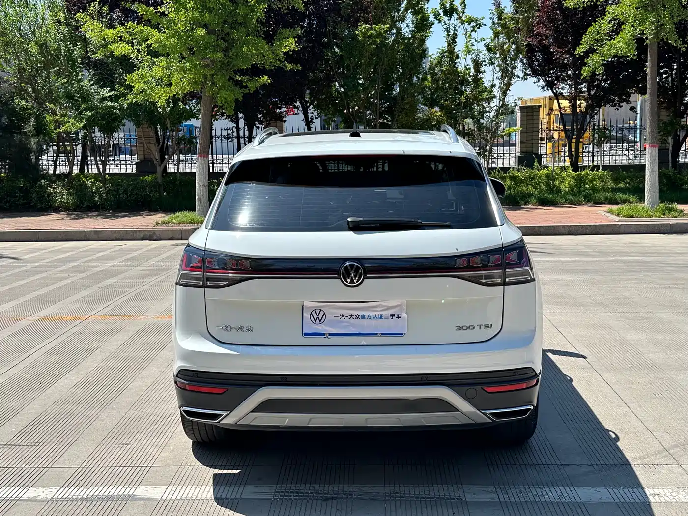 Volkswagen Tayron 2023 300TSI 2WD Luxury Plus Advanced Edition фото 7