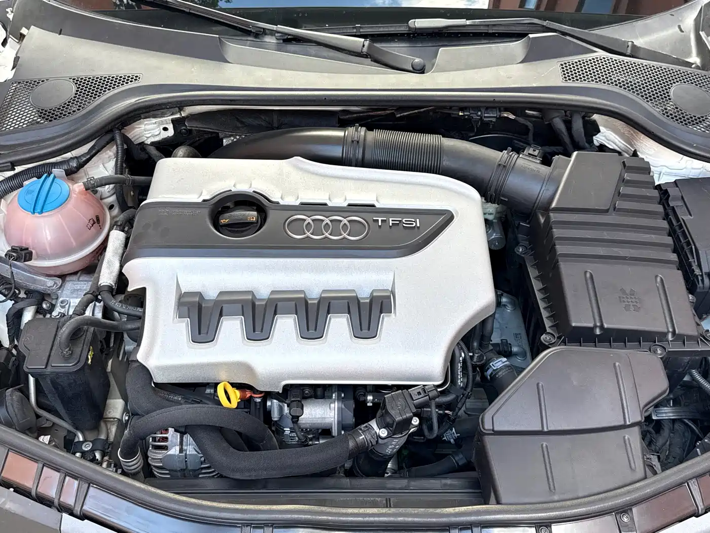 Audi TTS 2012 2011 Model TTS Coupe 2.0TFSI quattro
