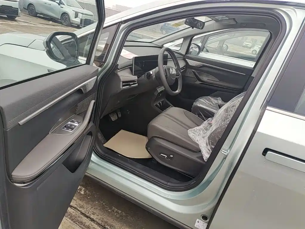 SAIC Maxus Dajia 7 2024 Facelift Super Hybrid Long Range Enjoyment Edition фото 16