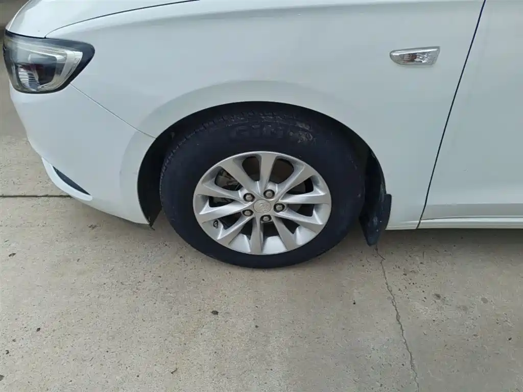 Buick Excelle 2018 15T DCT Progressive (China V) фото 23