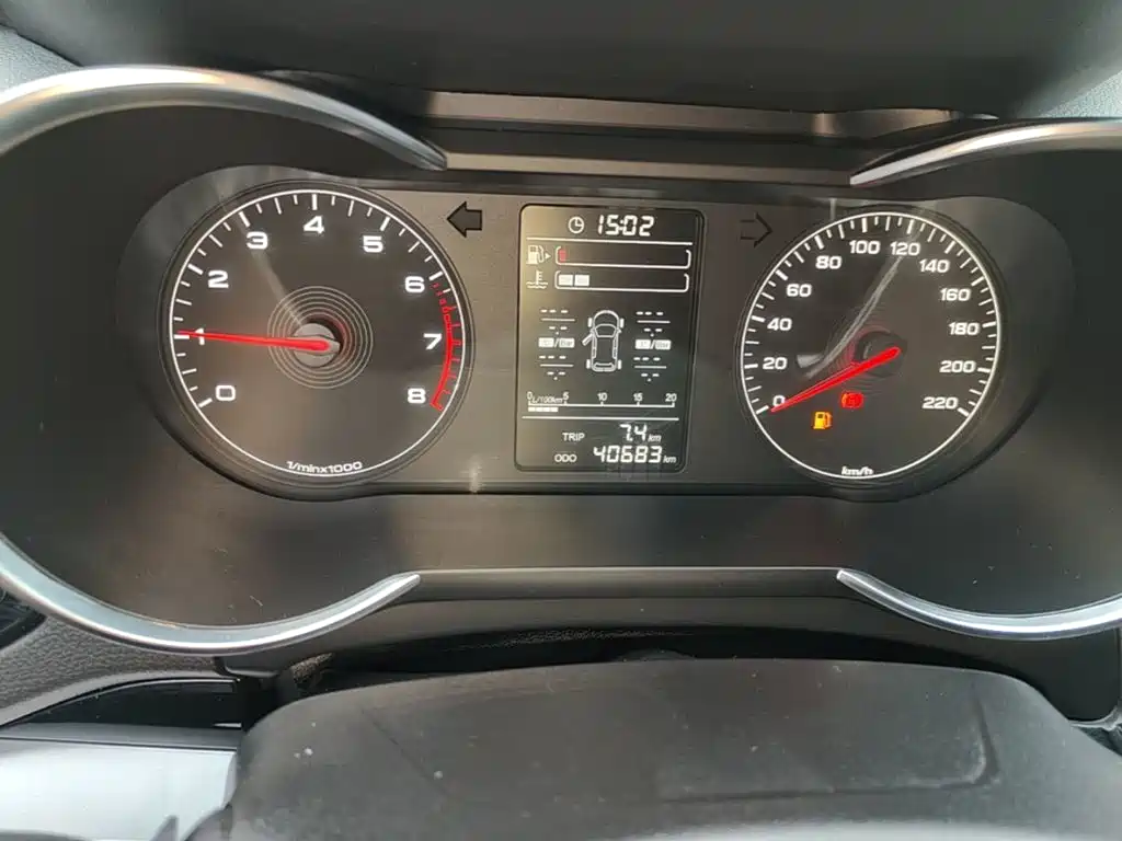 Jetour X70M 2022 2021 1.5T Manual Urban Partner 7-seater