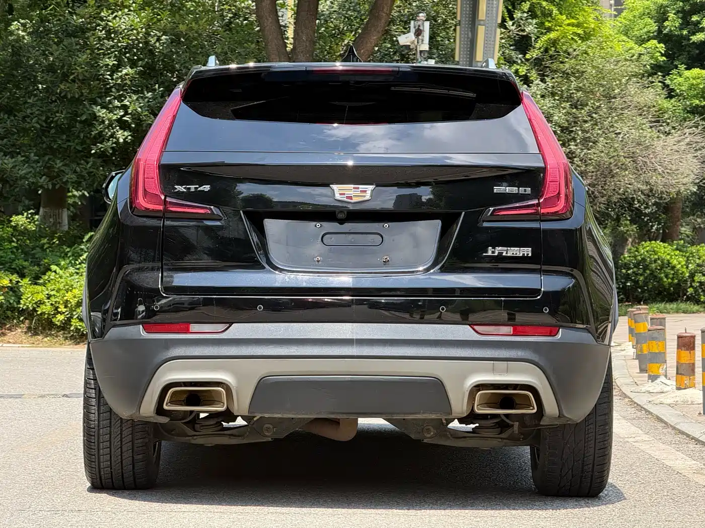 Фото 6 - Cadillac XT4