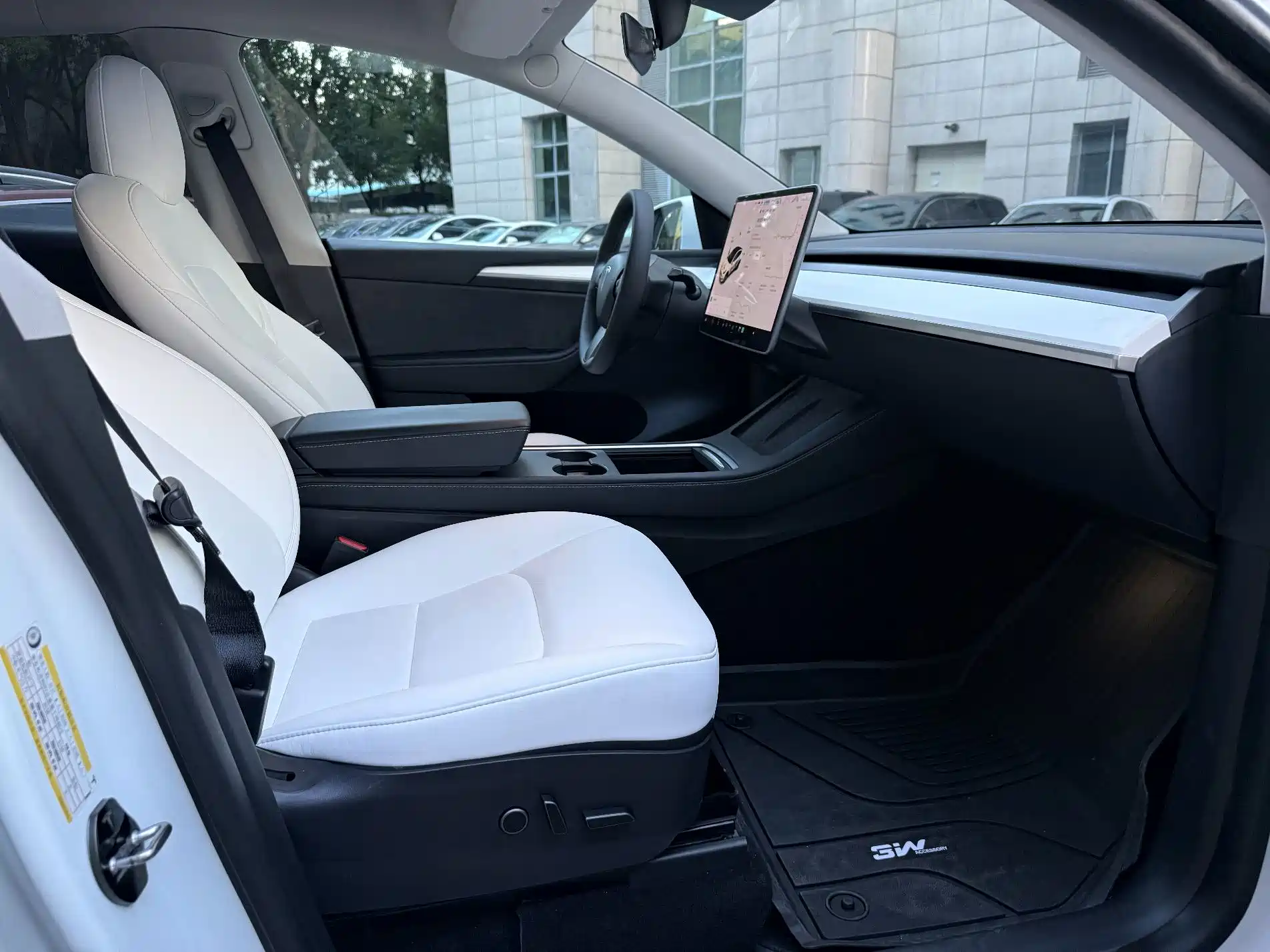 Фото 8 - Tesla Model Y