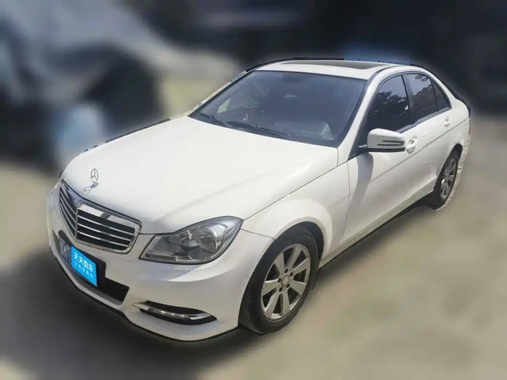 Фото 1 - Mercedes-Benz C-Class