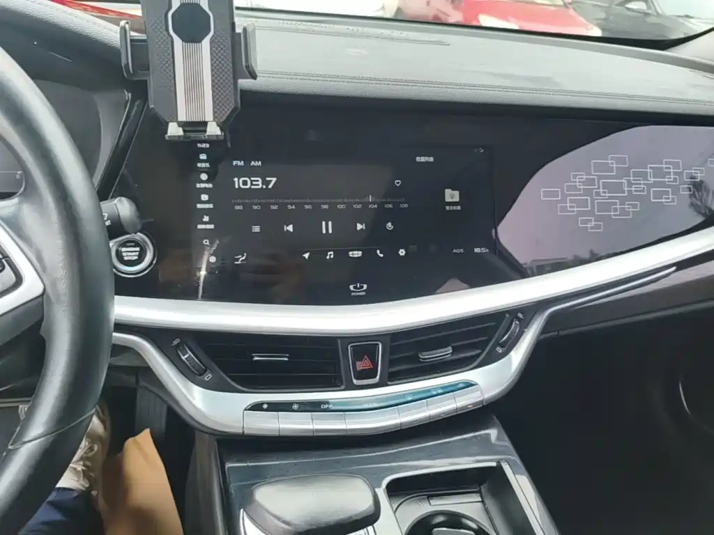 Geely Borui 2019 2020 1.5T MHEV Premium Edition