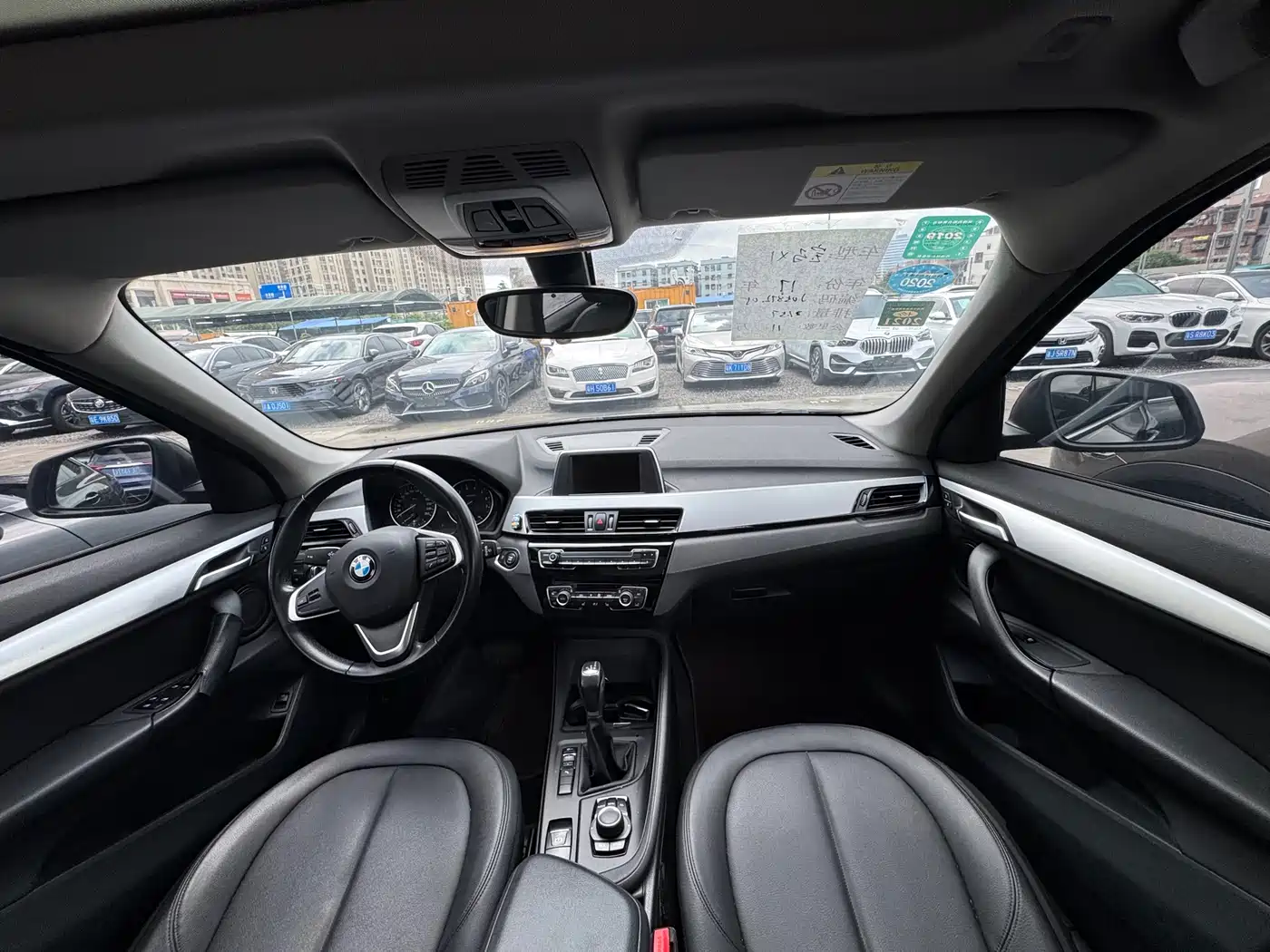 BMW X1 2016 sDrive18Li Premium Model фото 15