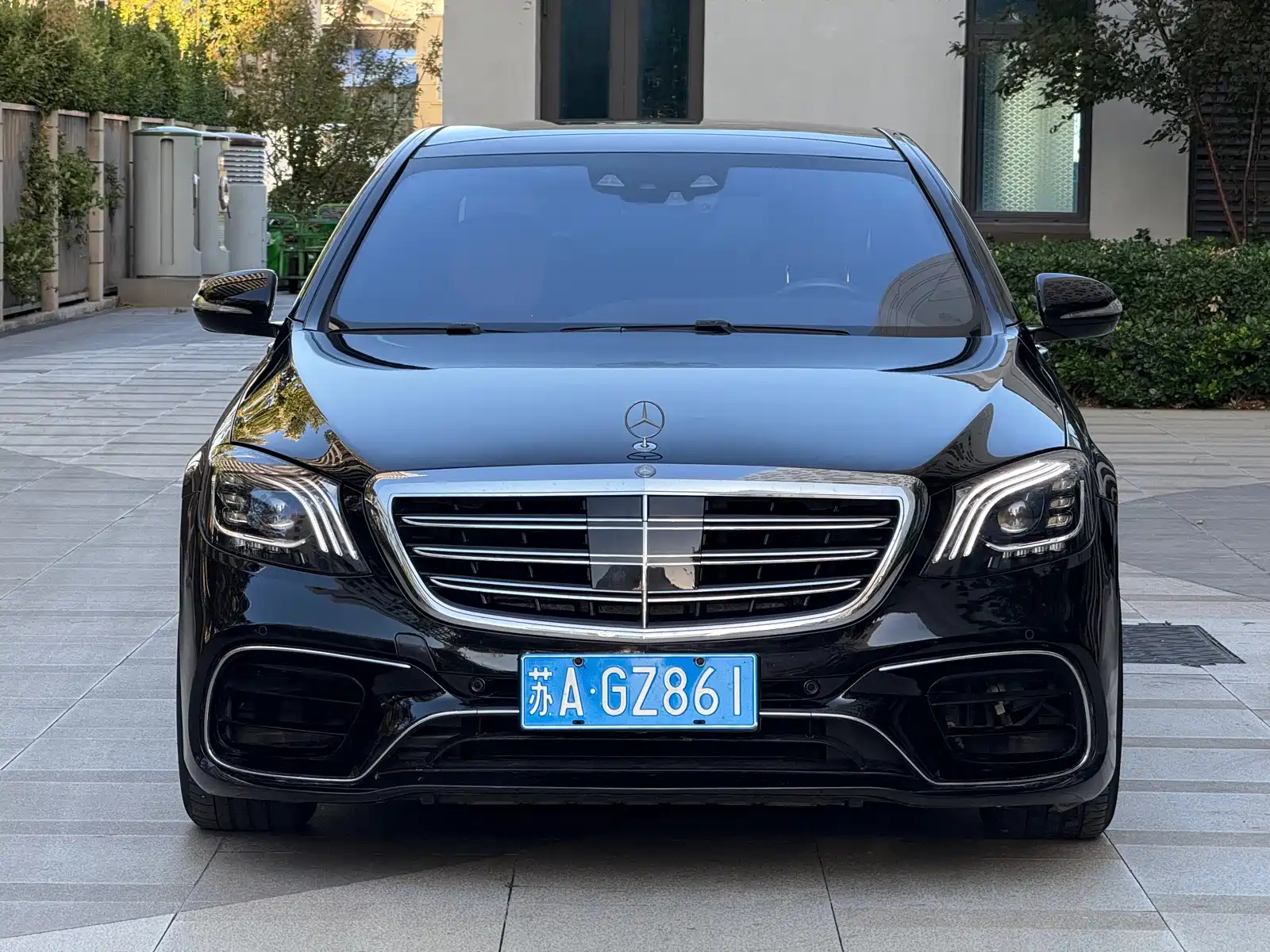 Photo 2 - Mercedes-Benz S-Class