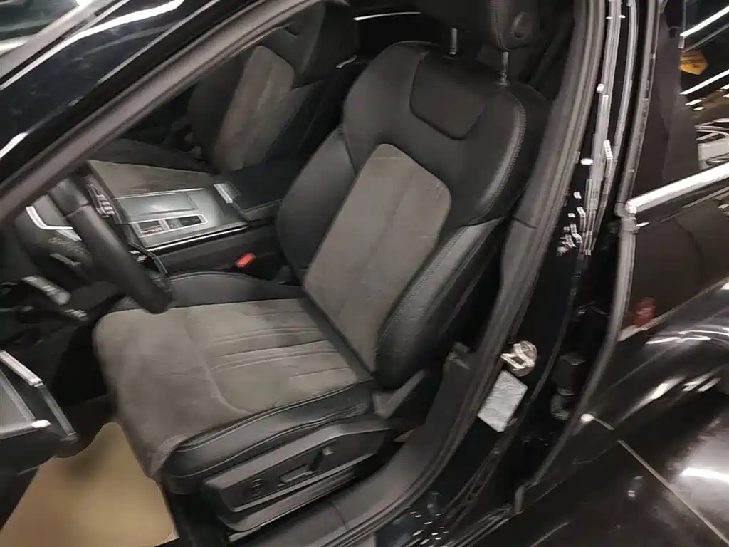 Audi A6L 2020 40 TFSI Luxury Dynamic фото 15