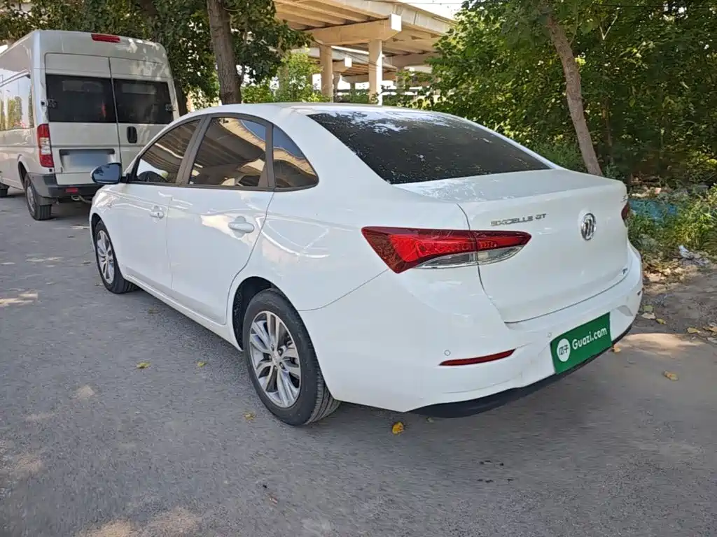 Фото 5 - Buick Excelle