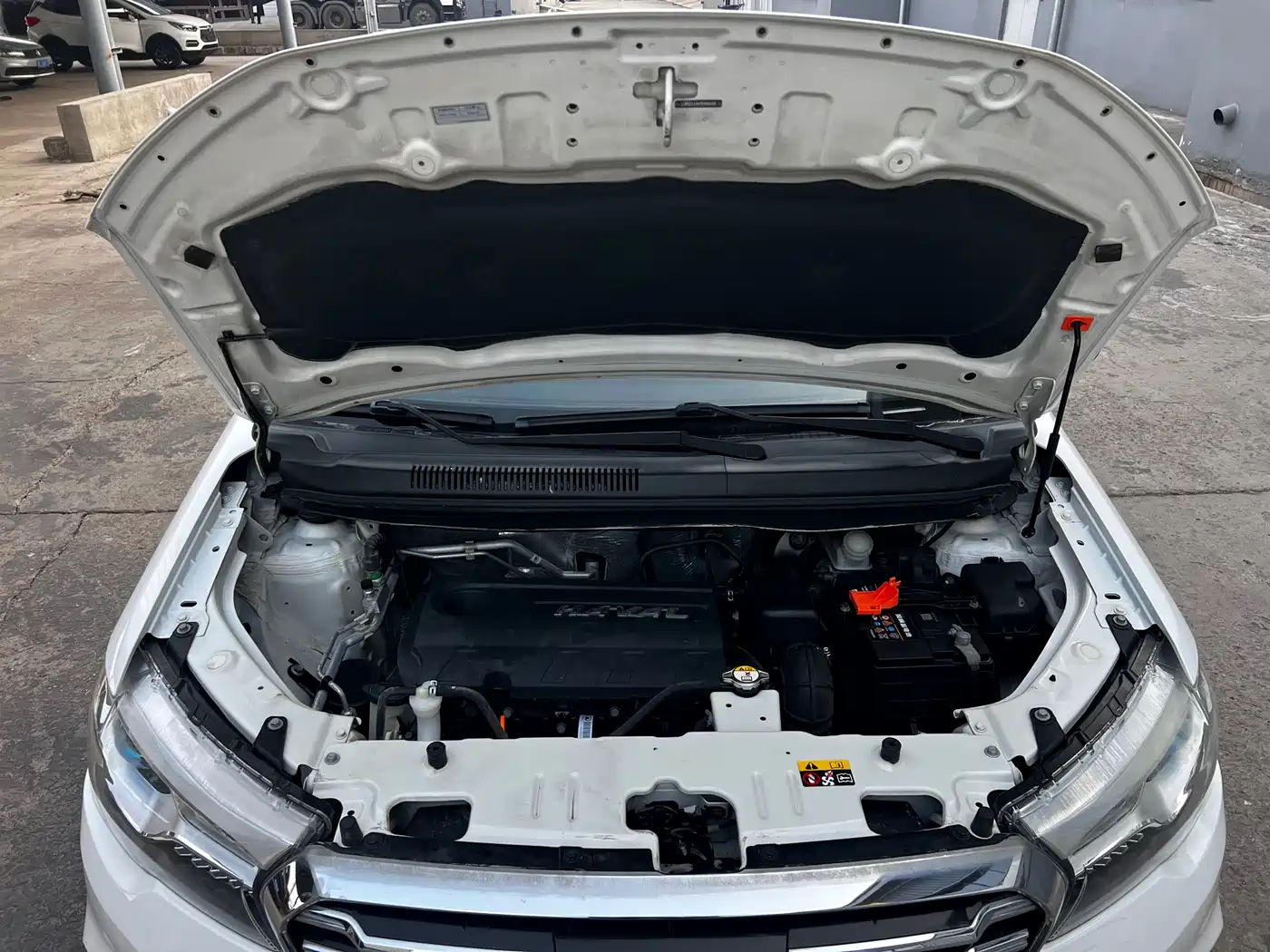 Haval H1 2015 1.5L AMT Luxury фото 8
