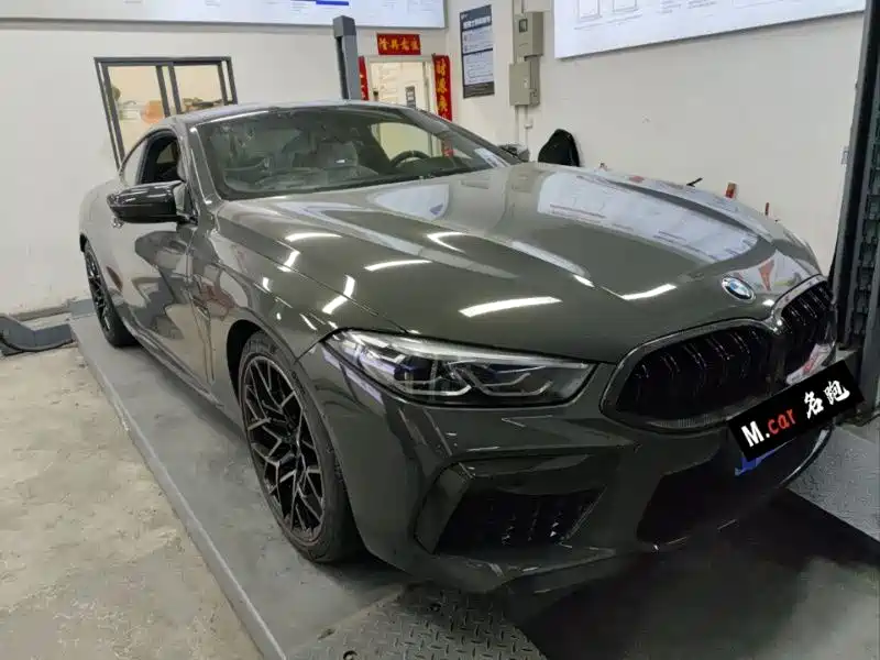 BMW M8 2019 M8 Coupe Thunder Edition фото 3