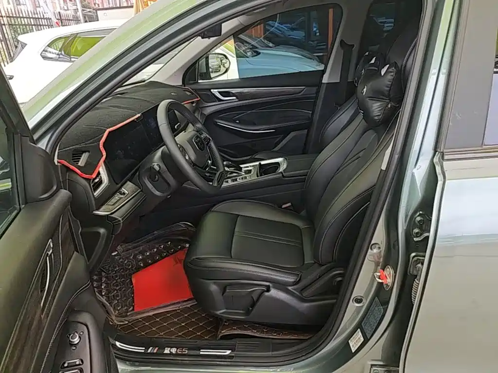 Landian E5 2024 2023 1.5L DE-i 100KM Enjoyment 7-seater