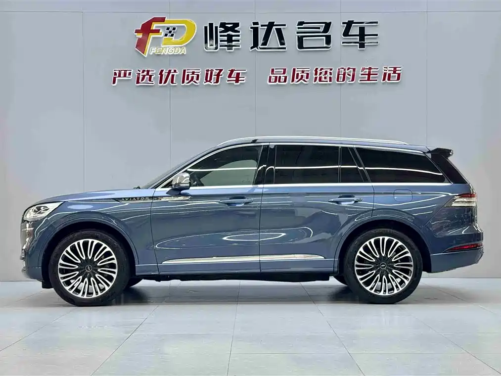 Lincoln Aviator 2020 3.0T V6 AWD Presidential Edition фото 4