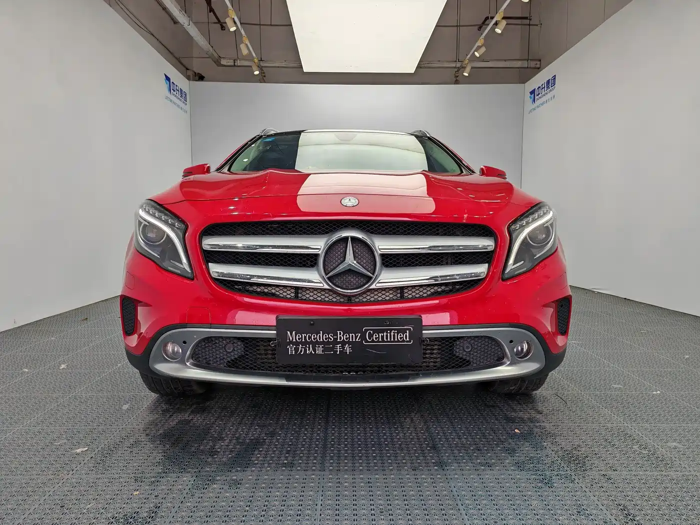 Фото 2 - Mercedes-Benz GLA