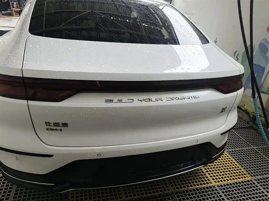BYD Han 2022 DM-i 121KM Premium фото 6