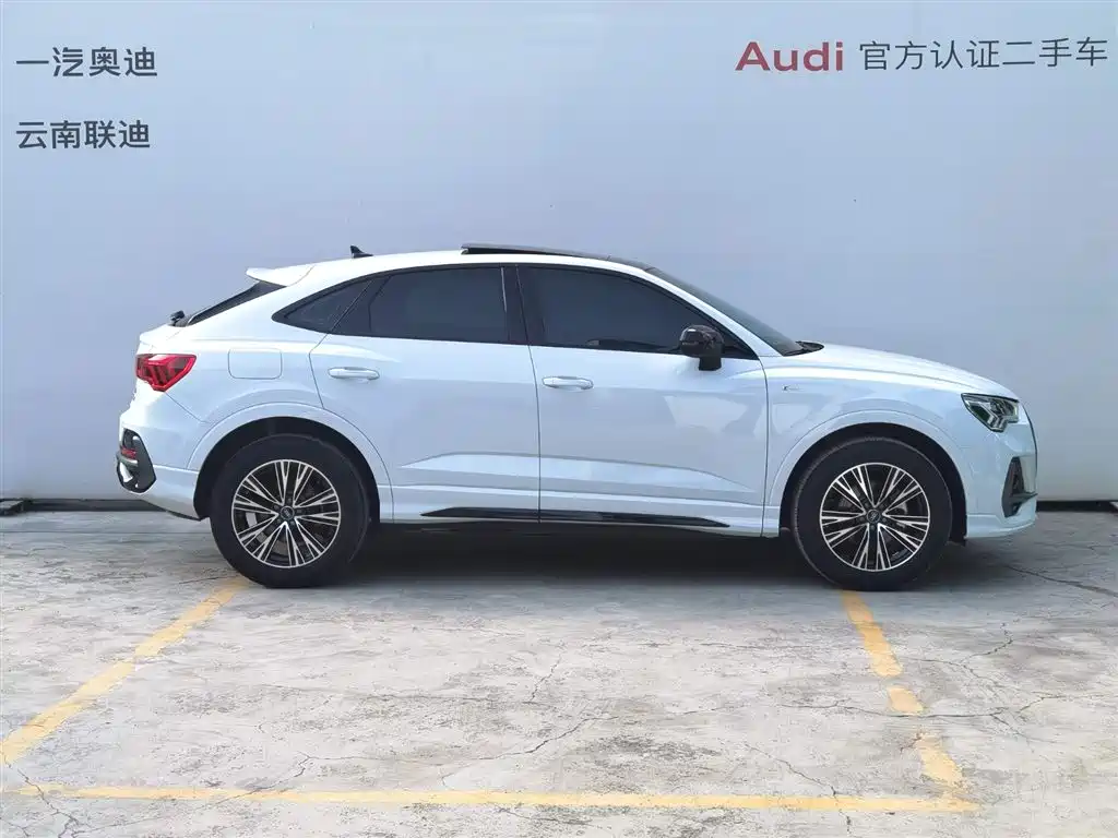 Audi Q3 Sportback 2024 35 TFSI Progressive фото 4