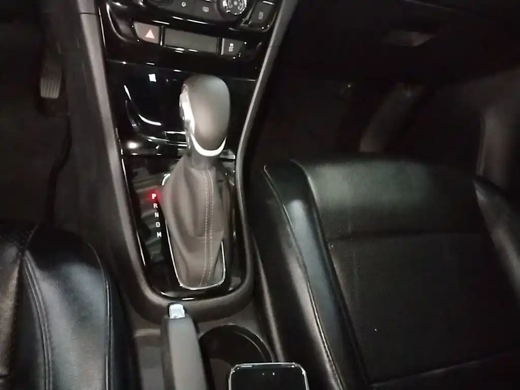 Фото 14 - Buick Encore