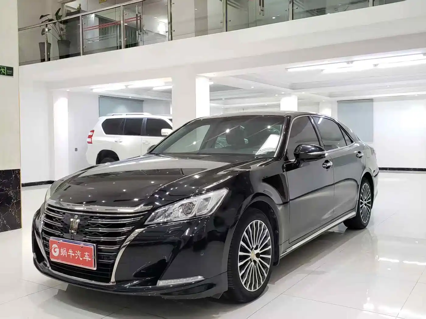 2019 Toyota Crown
