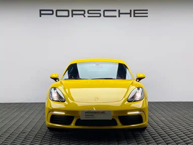 Porsche 718 2022 Cayman 2.0T фото 3