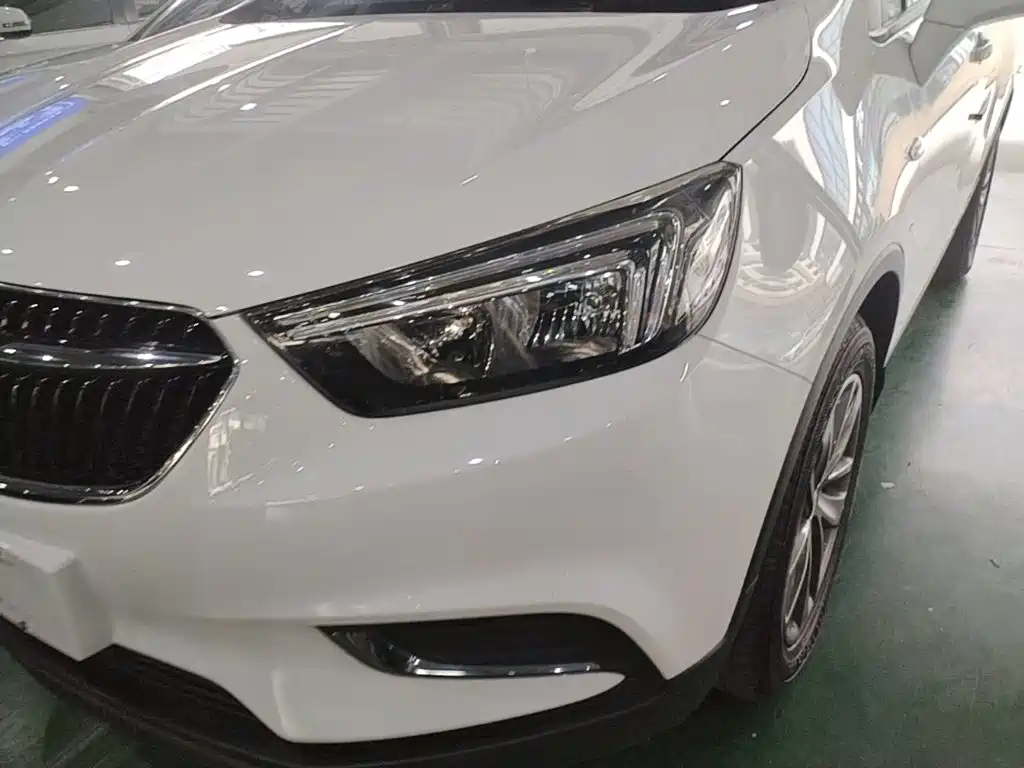 Фото 24 - Buick Encore