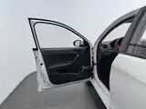 Фото 8 - Volkswagen Jetta