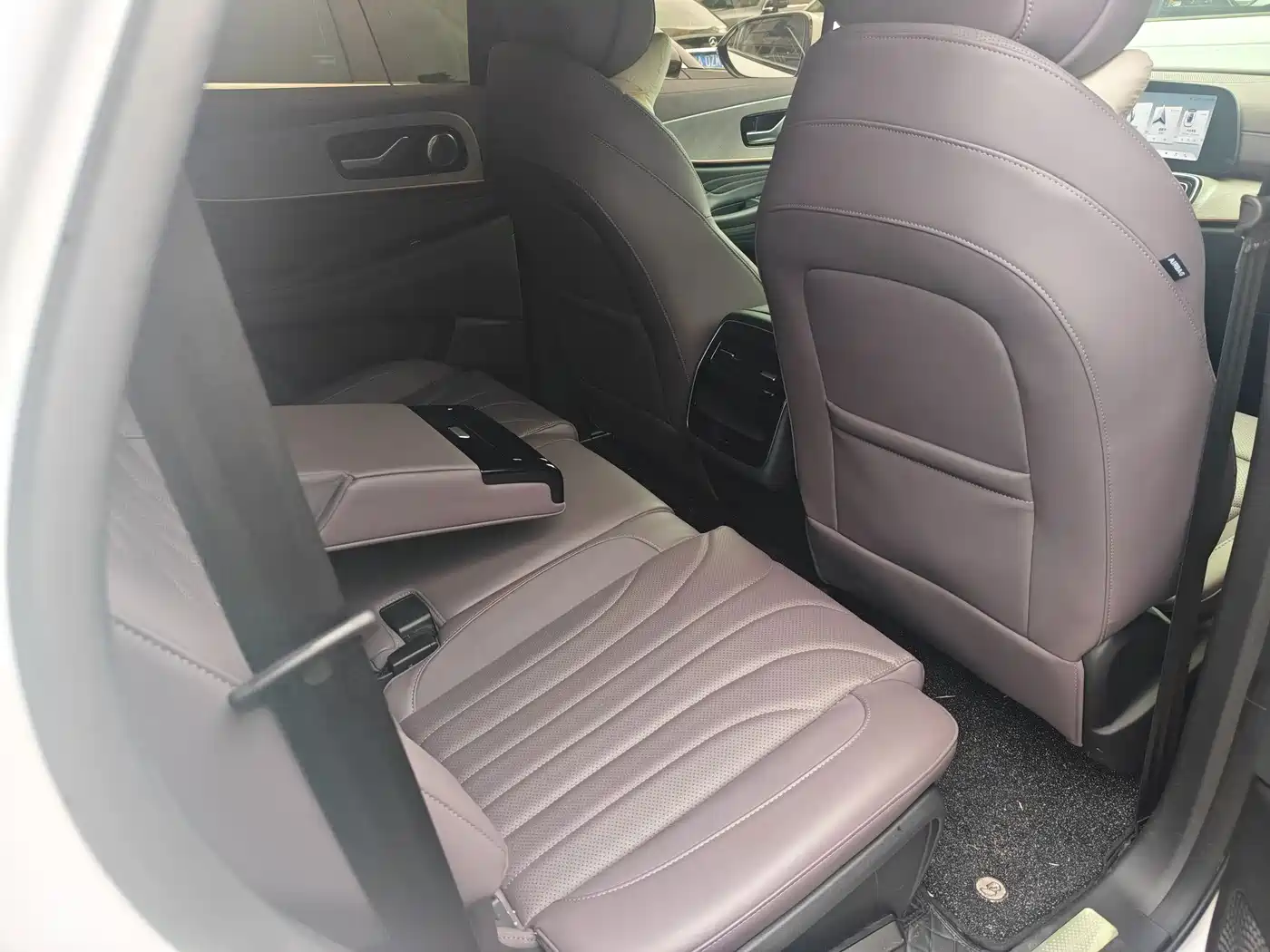 Chery Tiggo 9 2025 2025 2.0T Auto 2WD Premium Edition 7-Seater