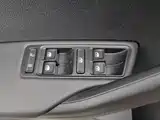 Photo 9 - Jetta VA3