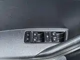 Фото 9 - Volkswagen Jetta
