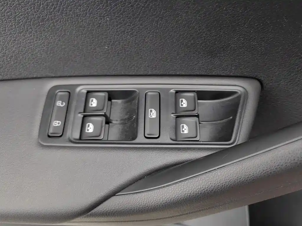 Photo 9 - Jetta VA3