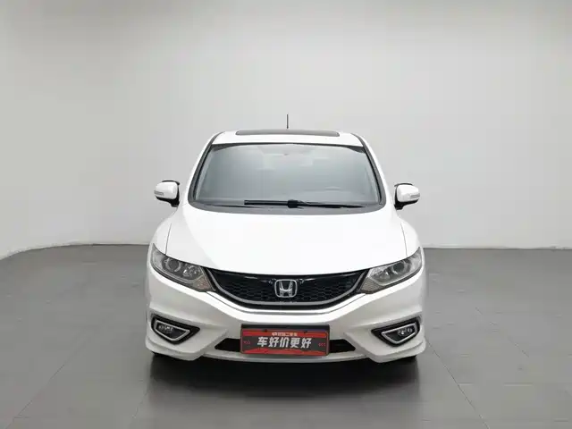 Honda Jade 2016 1.8L CVT Luxury Version 5-seater — фото 3
