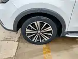 Фото 23 - Roewe RX5