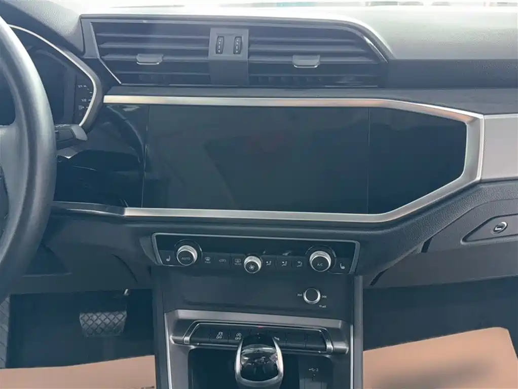 Audi Q3 2022 35 TFSI Progressive Dynamic фото 6