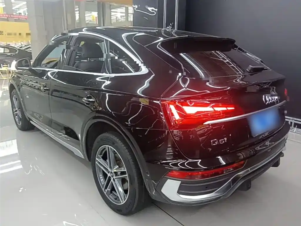 AUDI Q5L SPORTBACK
