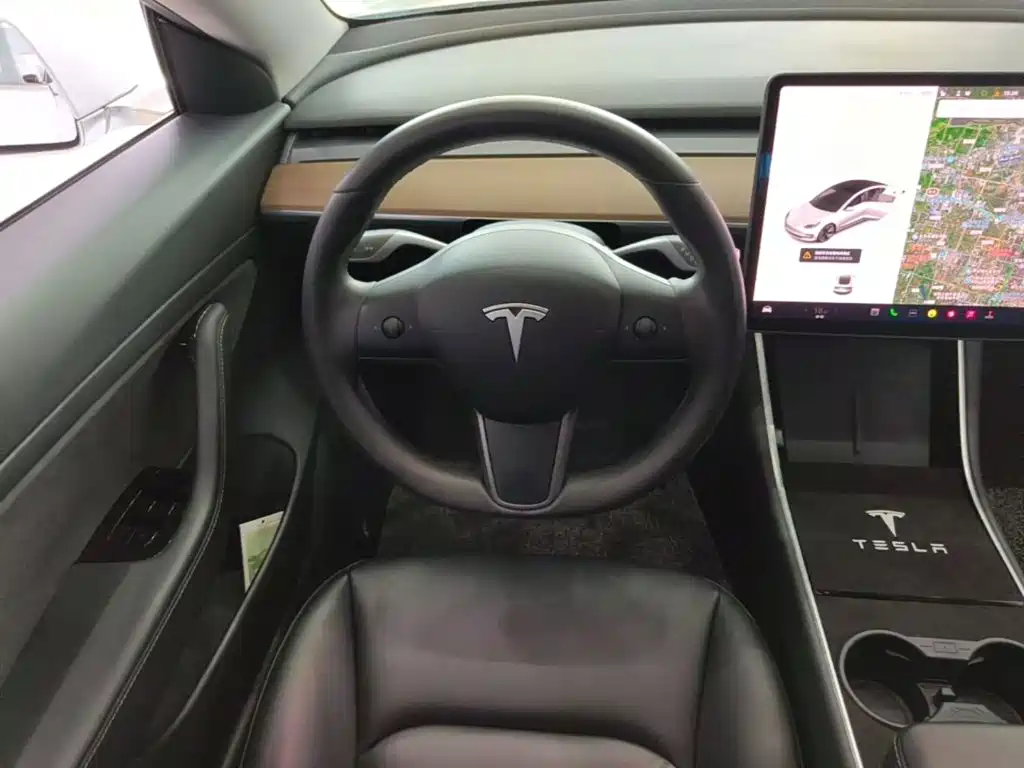 Tesla Model 3 2020 2020 Facelift Standard Range RWD Upgrade
