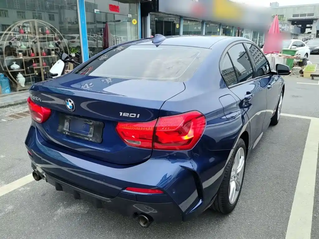 BMW 1 Series 2023 2022 120i M Sport Shadow Edition