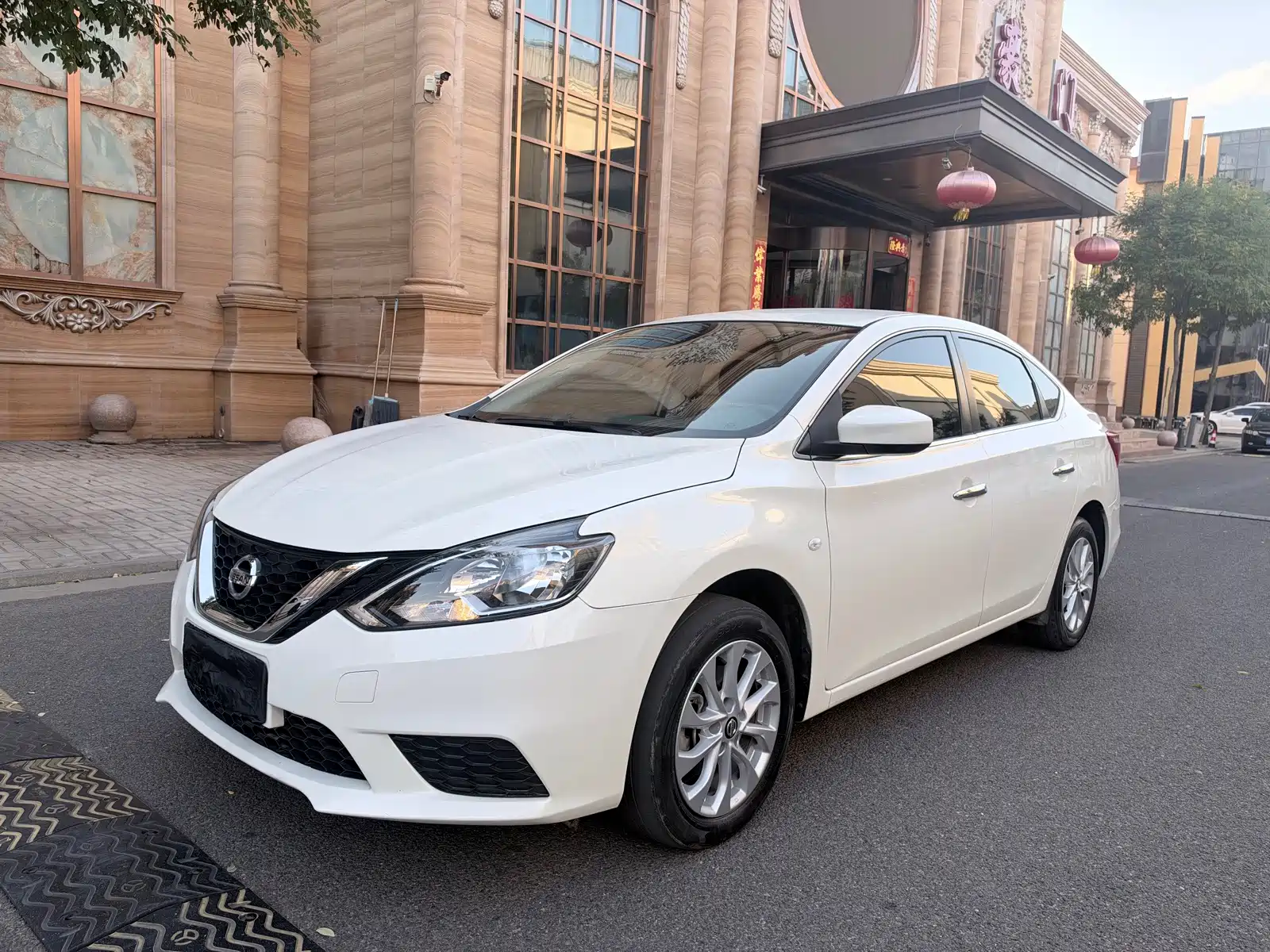 Photo 1 - Nissan Sylphy