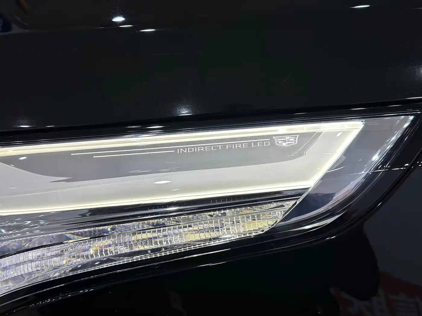 Cadillac CT6 2016 28T Leading фото 29
