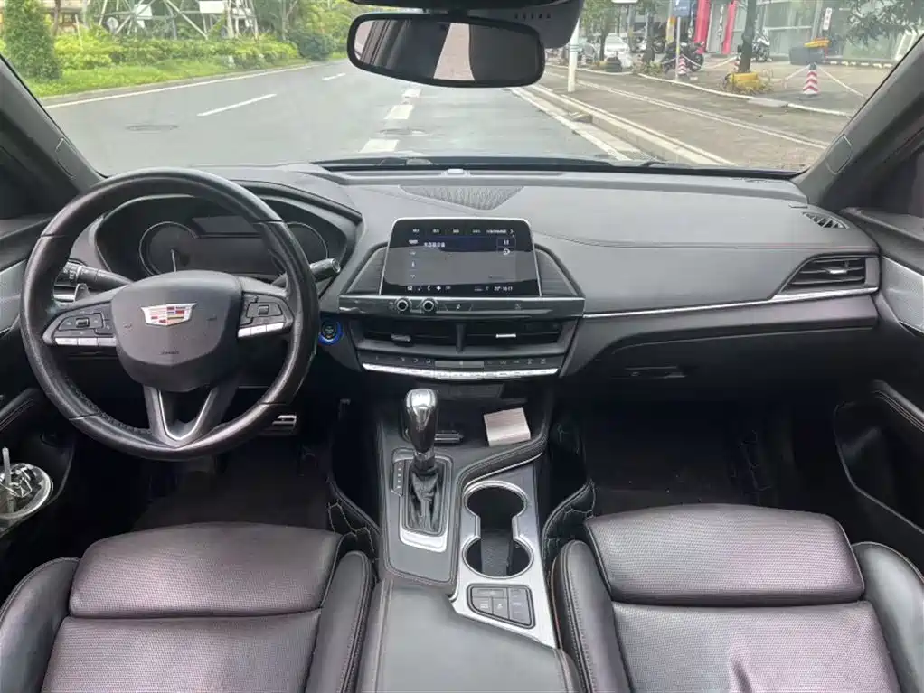 Cadillac CT4 2020 28T Elite фото 12