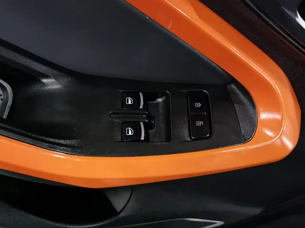 QQ New Energy Little Ant 2019 2019 4-Seater Smart Enjoyment Edition 30.6kWh