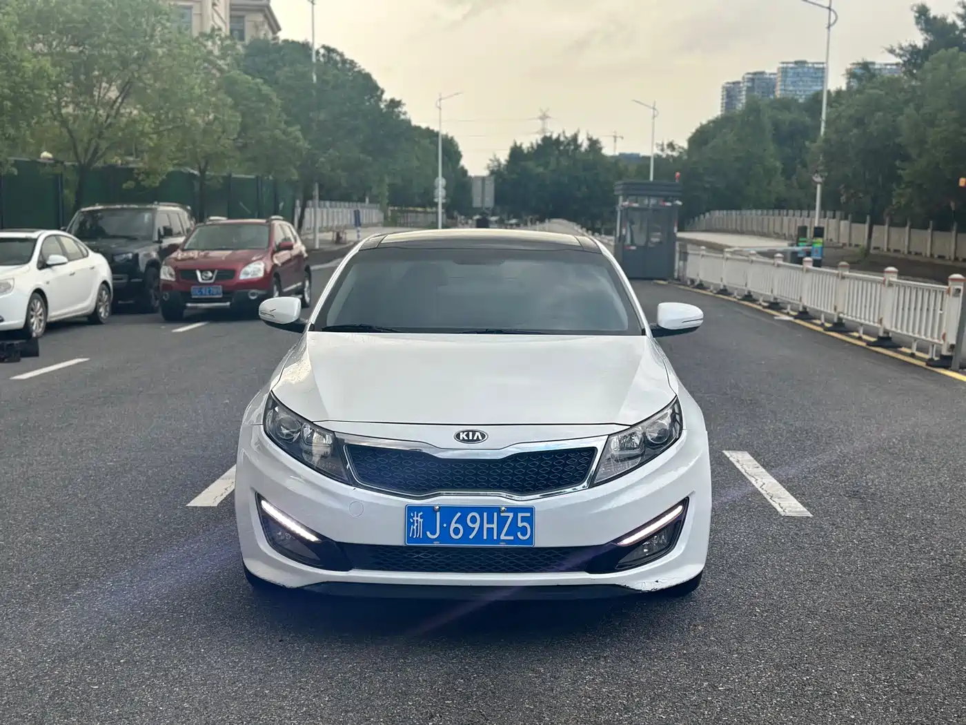 Kia K5 2012 2012 2.0L Automatic DLX
