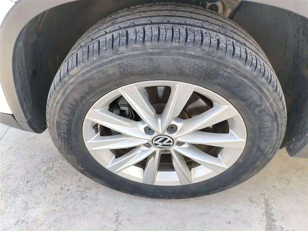 Volkswagen Tiguan 2017 300TSI Automatic 2WD Silk Road Comfort Edition фото 25